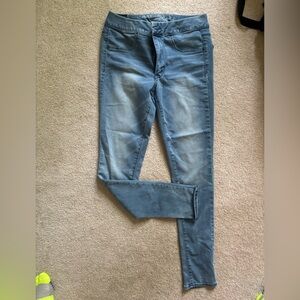 American Eagle Outfitters Blue Skinny Jeans Classic Style